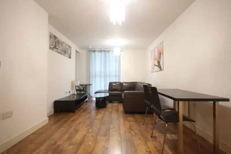 1 Bedroom Apartment Recently Renovated with Parking and Balcony