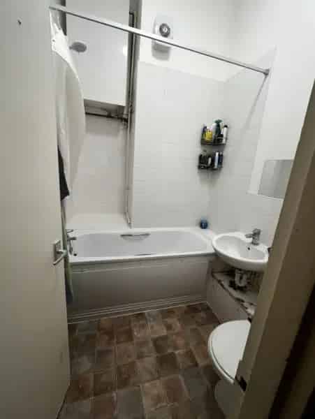 Beautiful Victorian Street Property Ground Floor