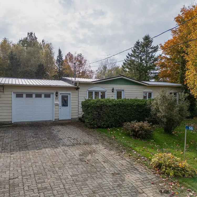 House for Sale near Val-des-Sources Danville