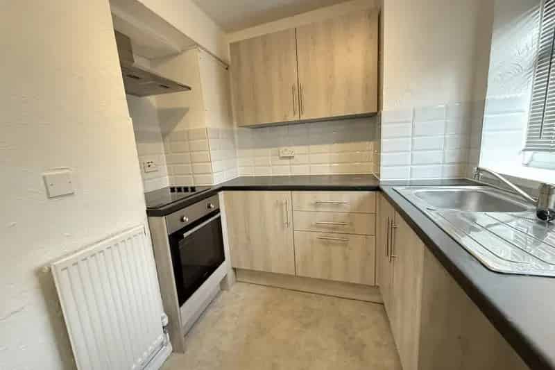 Spacious 2-Bedroom Maisonette in Harlow Quarry Spring Available Now
