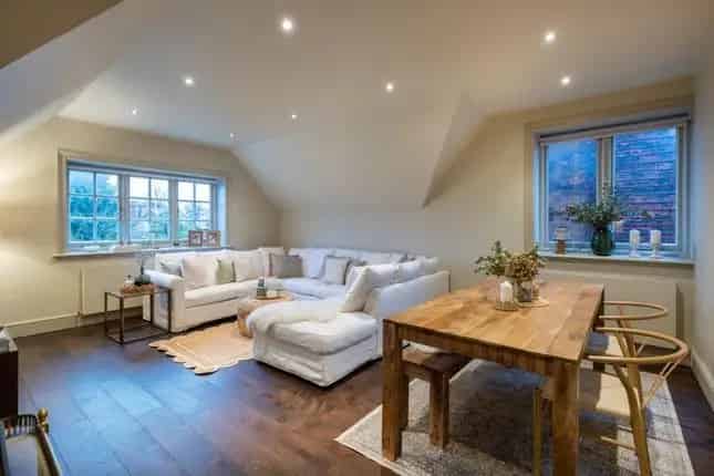 2-Bed Flat for Sale in London NW3 Near Primrose Hill