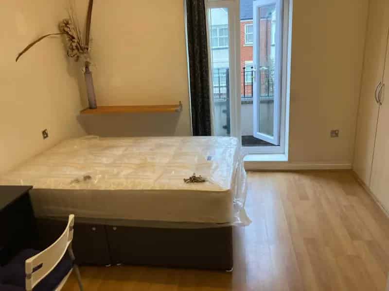 6 Bedroom House Share House to Rent