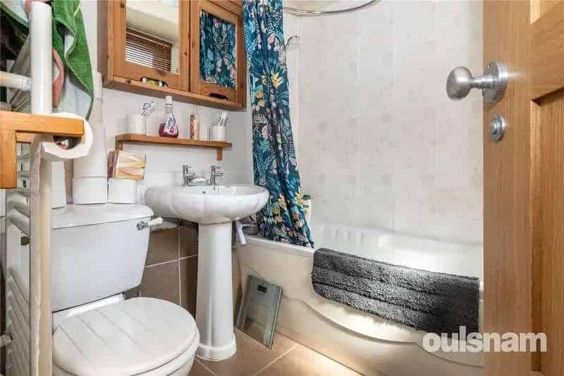3 Bed End Terrace House For Sale