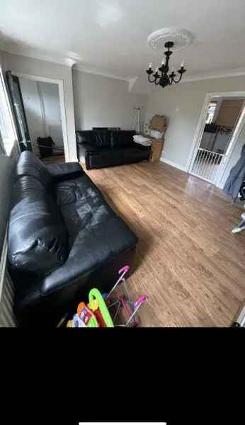 House For Rent in Grays, England