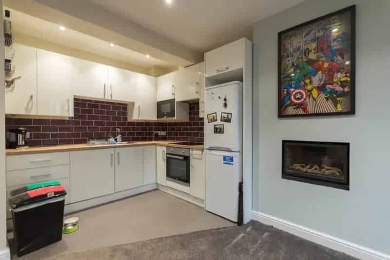2 Double Bedroom Maisonette Salisbury Zero Deposit Available