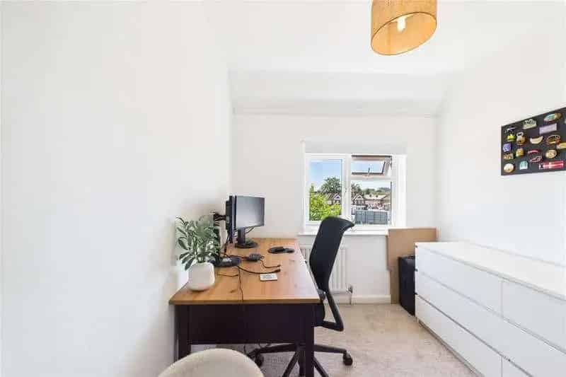 3 Bed House for Sale in Caversham