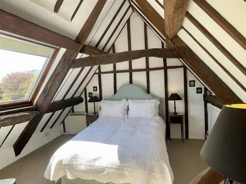 2 Bedroom Cottage for Sale