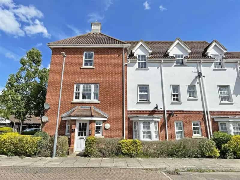 2 Bedroom Apartment for Sale