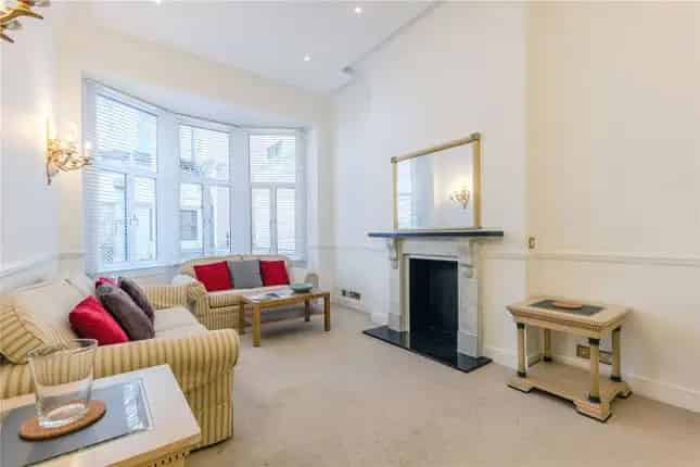 2-Bed Mayfair Apartment for Sale