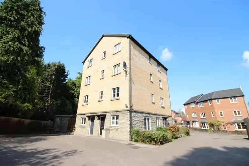 Studio for Sale