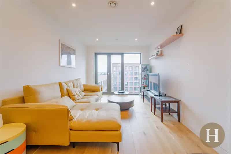2 Bedroom Apartment Birmingham City Centre Luxurious Apartment