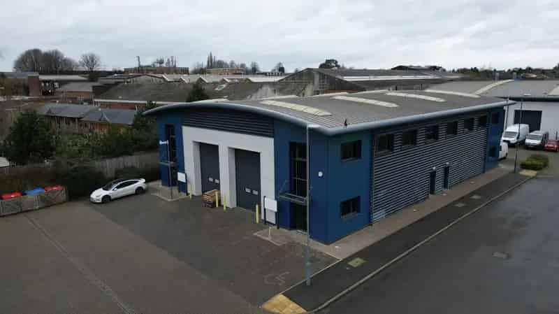 Commercial Unit Near M6 Junction 3