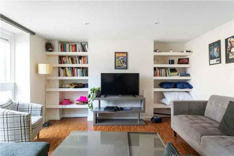 2 Bedroom Flat Salisbury Place Secure Parking Oval Tube
