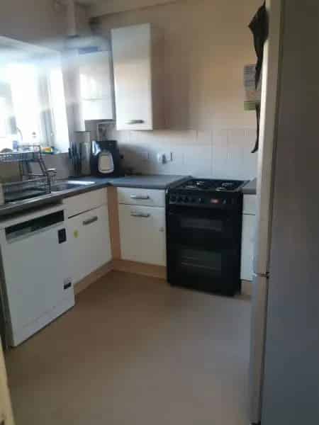 House near Wood Green Good Schools and Parks
