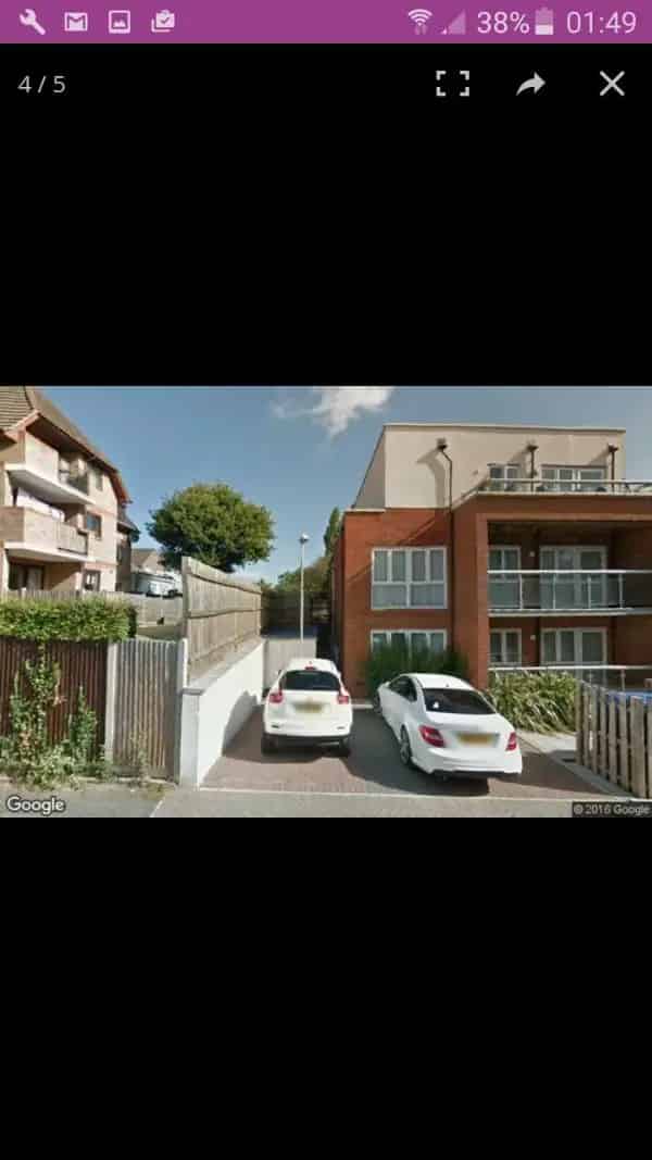 New Build Ground Floor Apartment in Quiet Grove Park