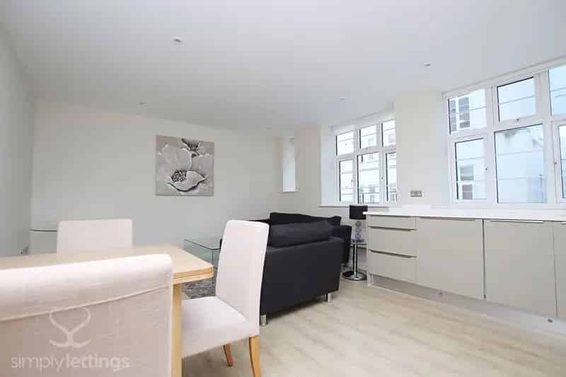 1 Bedroom Flat Brighton Modern Furnished Apartment