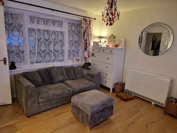 2 Double Bedroom House Near Salisbury Pet-Friendly Garden Parking