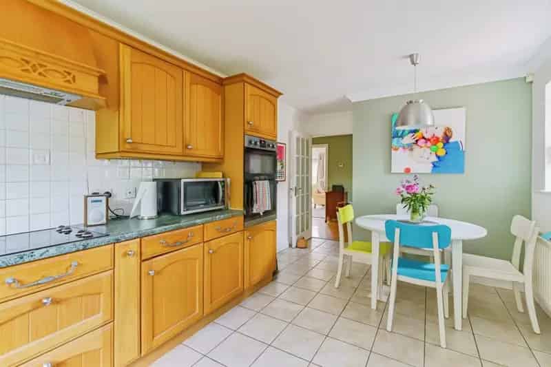 4 Double Bedroom Family Home South Chailey
