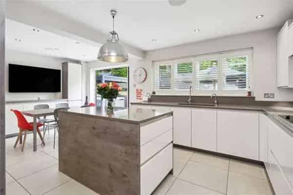 Uplands Drive, Oxshott, Leatherhead, Surrey, KT22 0JD | Property for sale | Savills