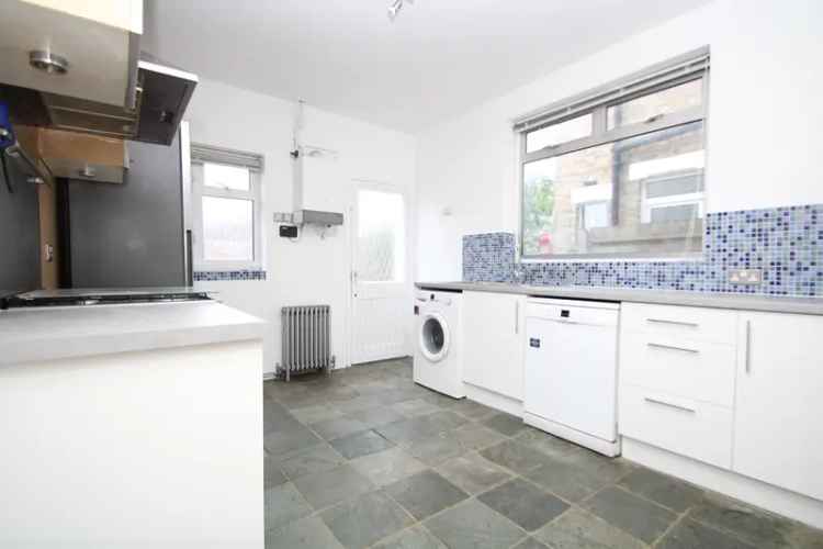 Three Bedroom Family Home to Rent Near East Croydon