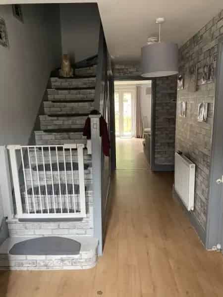 Large 3 Bedroom House Near Gatwick Crawley East Grinstead
