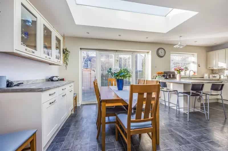 4 Bedroom Semi Detached House for Sale Southsea Hampshire PO4