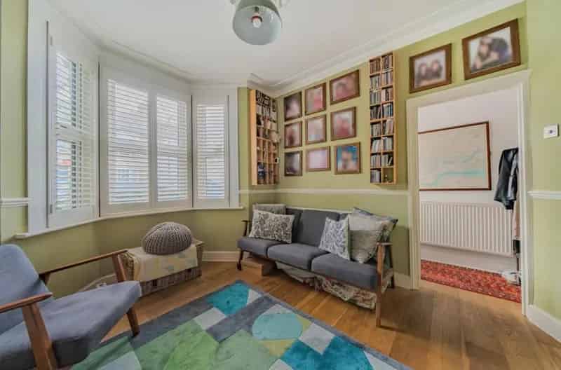 2 Bed Freehold House Near Catford Station