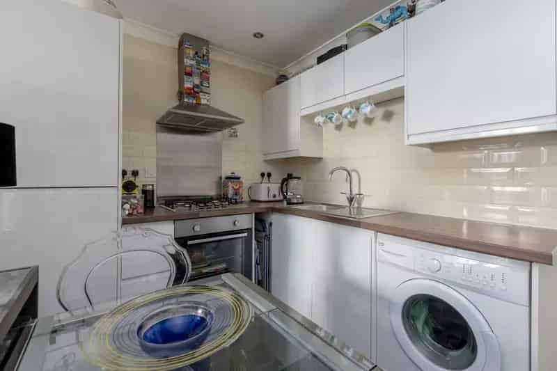 1 Bedroom Ground Floor Flat for Sale in Edinburgh's New Town