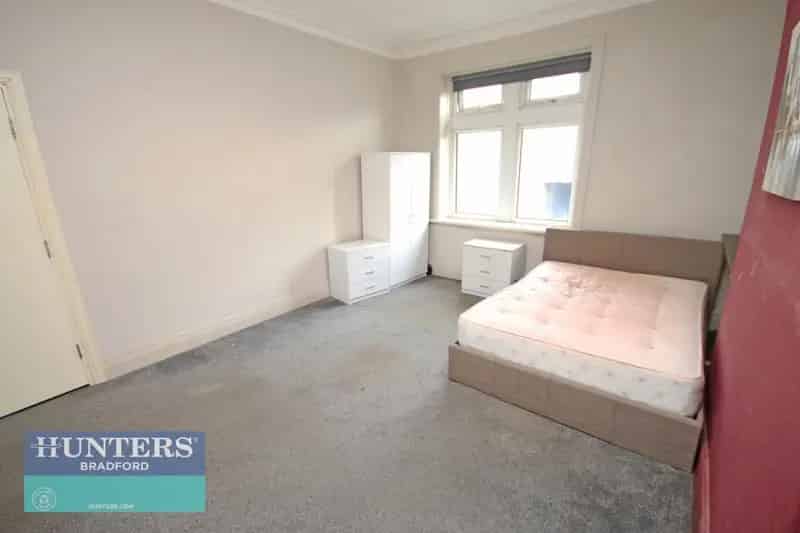 1 bedroom Flat
 To Let