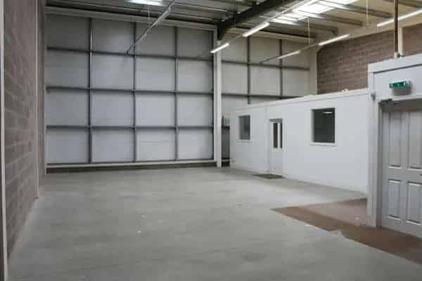 Light Industrial Unit to Rent Glasgow Business Park 2161 sqft