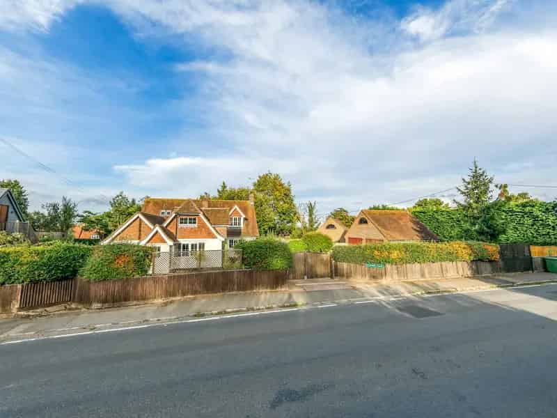 House For Sale , Chinnor Road, Bledlow Ridge, England