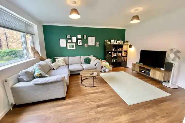 2 Bedroom Flat for Sale near Sidcup Station