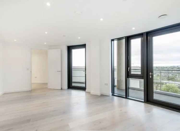 Flat For Sale in Goodwin Street, London, England