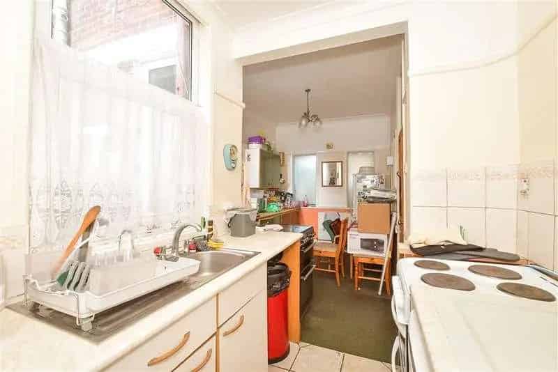 3 Bed HMO House for Sale Portsmouth - Investment Opportunity