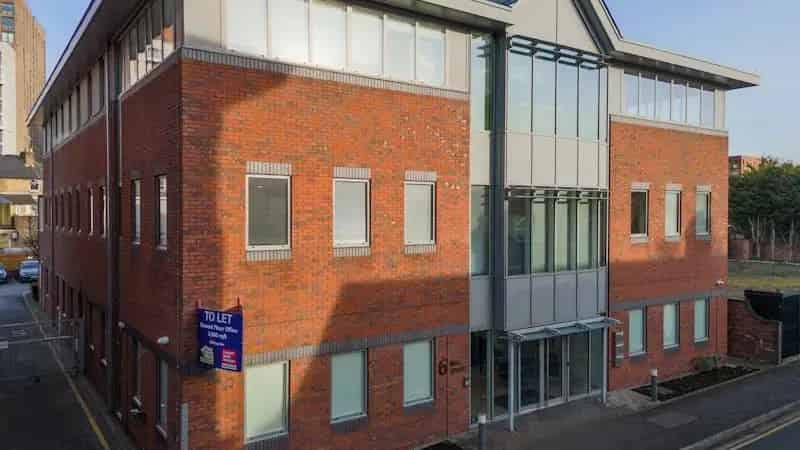 Maidenhead Office Space 10821 sq ft Fully Fitted Modern Building