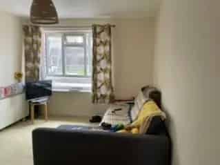 1 Bedroom Flat Near Stroud Town Centre