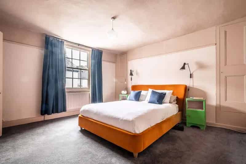 5 Bedroom Grade II Listed House for Rent in Kenton Near Exeter