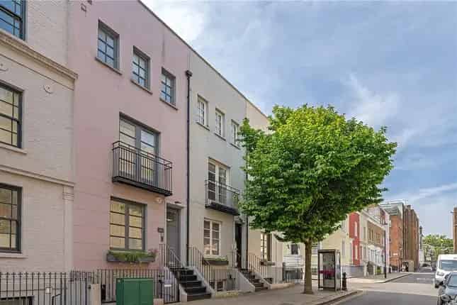 4 Bedroom House for Sale Hillgate Village London