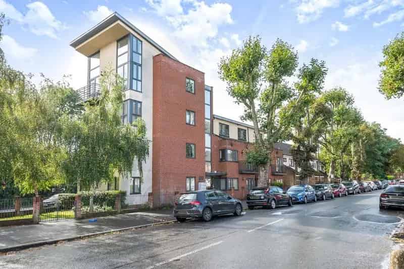Flat For Rent , London, England