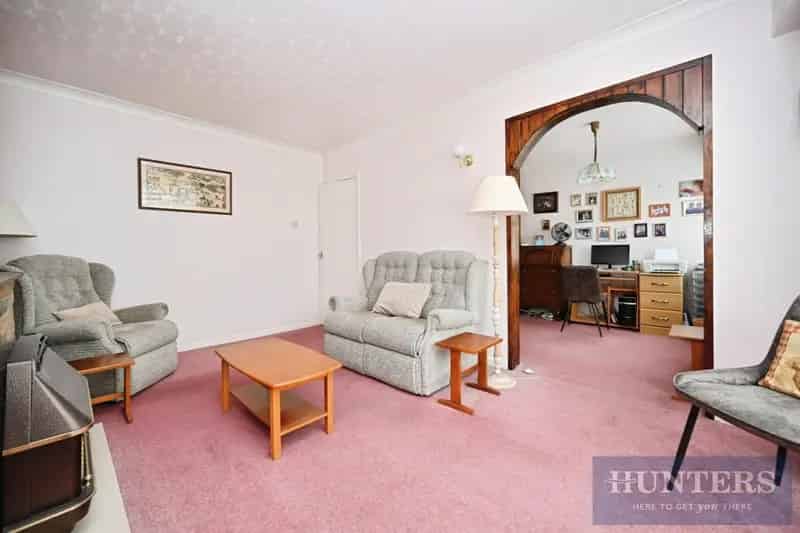 3 Bedroom Dormer Bungalow For Sale