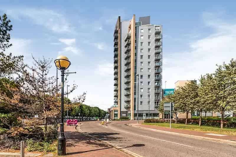 2 Bedroom Flat to Rent Salford M50 Stunning City Views