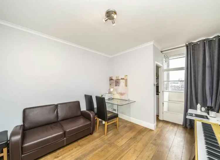 One Double Bedroom Apartment near Sloane Square Chelsea