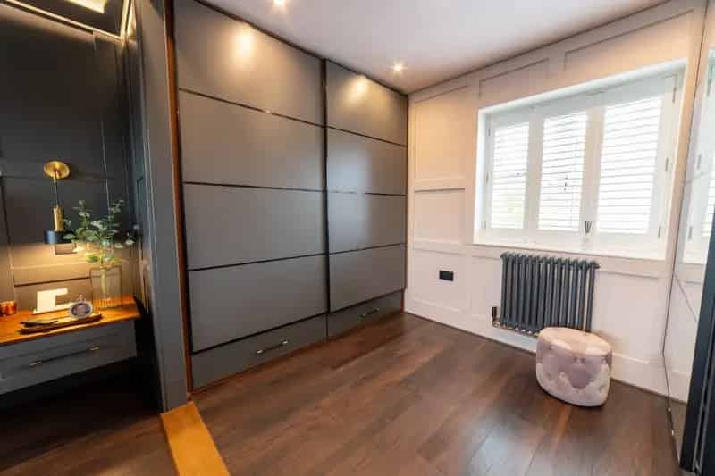 4 Bed Property For Sale