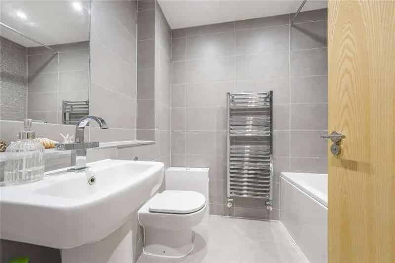 3 Bed End Terrace House For Sale