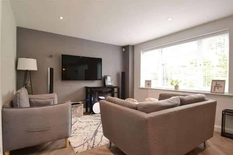 4 Bed Detached House for Sale