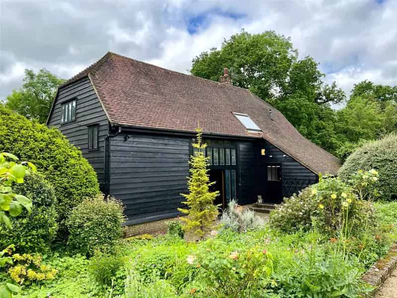 Barn Conversion 5 Bedrooms Coopers Hill Road Nutfield
