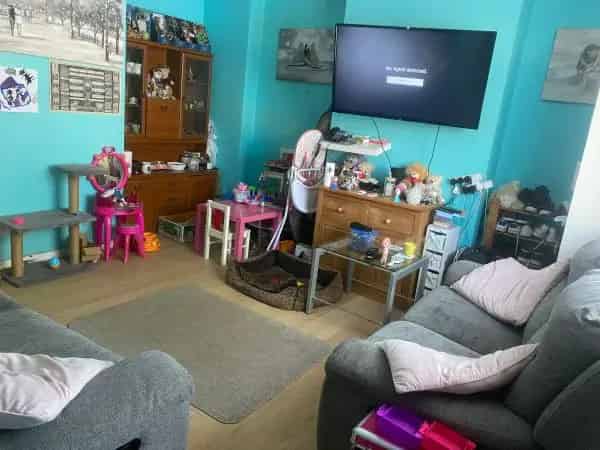 2 Bed House Large Garden Near College School Sutton Merton