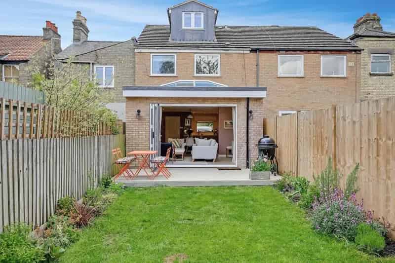 4 Bedroom Terraced House for Sale Near Cambridge Station