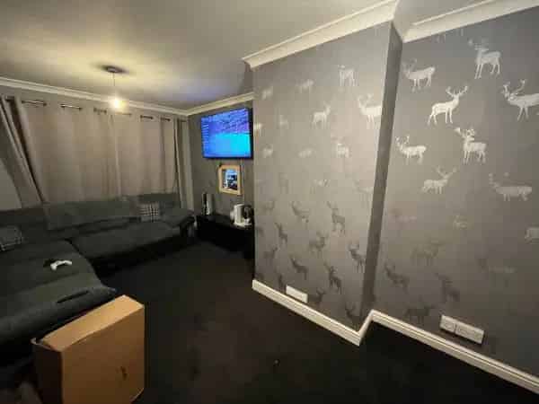 3 Bed House Near Shops Schools and Parks