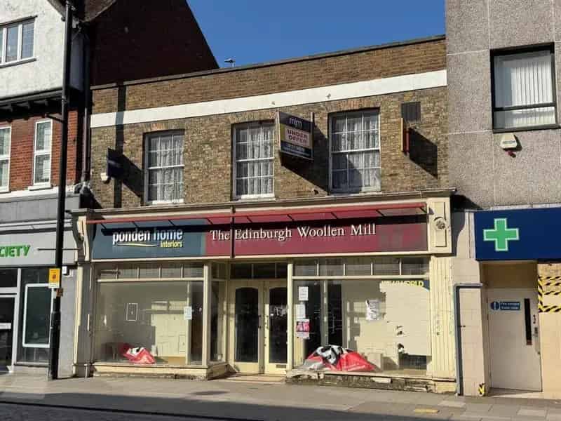 Commercial property For Rent , 55, Valley Road, Metropolitan Borough of Solihull, England